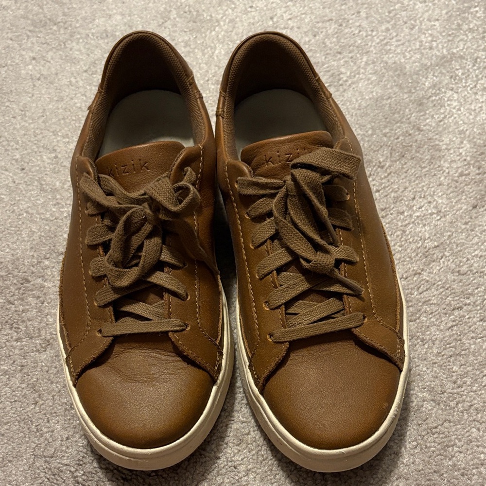 Kizik Men's Brown Leather Sneakers